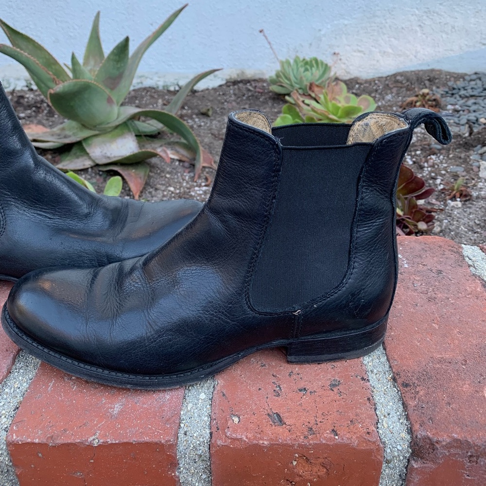 Frye Melissa Chelsea Boots